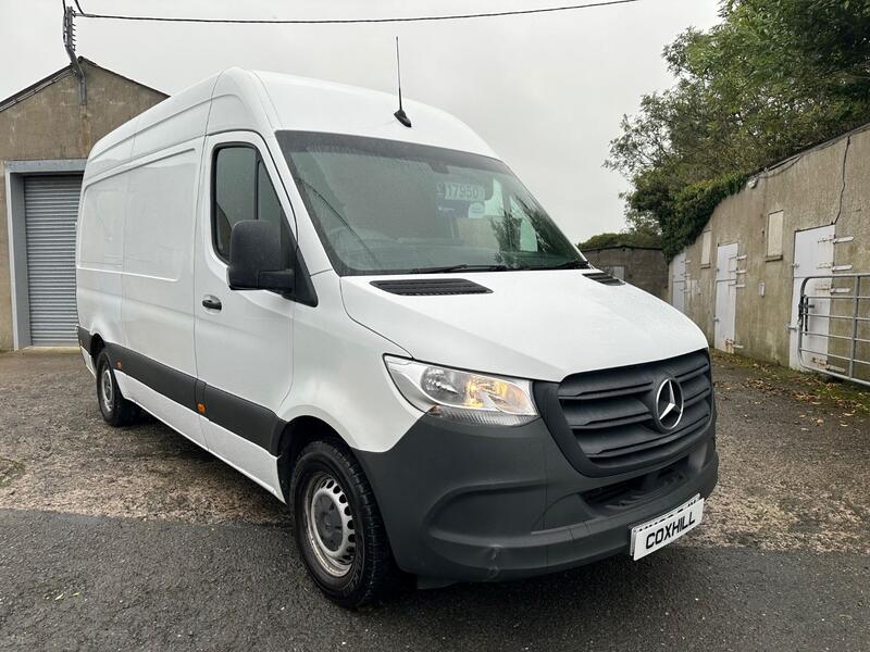 MERCEDES-BENZ SPRINTER