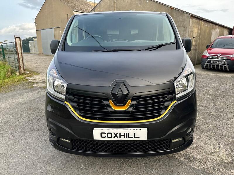 RENAULT TRAFIC