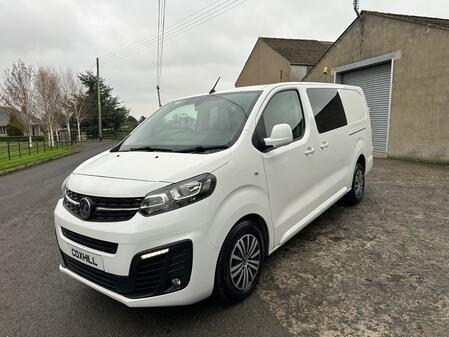 VAUXHALL VIVARO 2.0 Turbo D 3100 Sportive