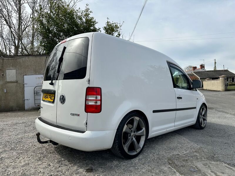 VOLKSWAGEN CADDY