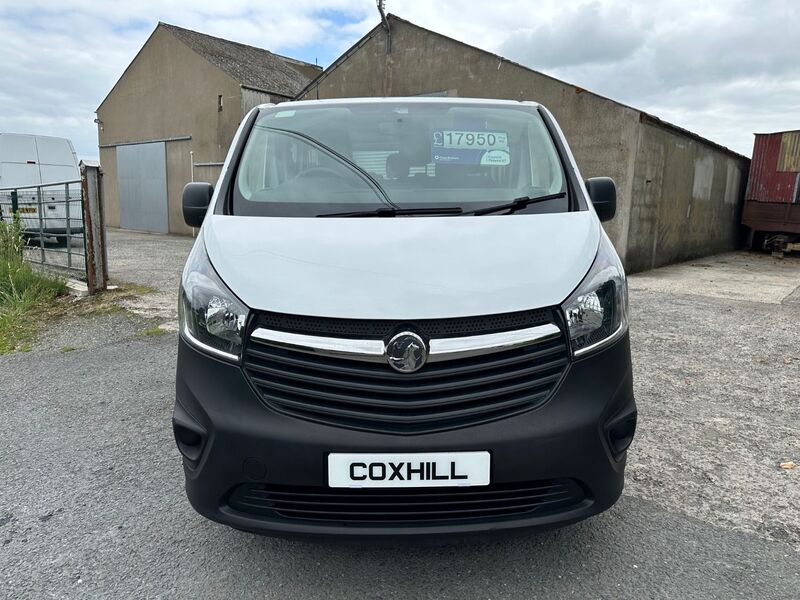 VAUXHALL VIVARO